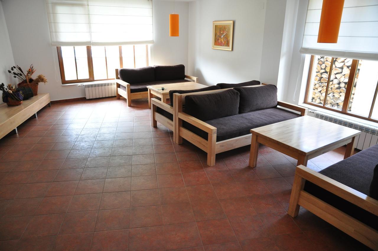 Hotel Black Stork Nisovo Екстер'єр фото