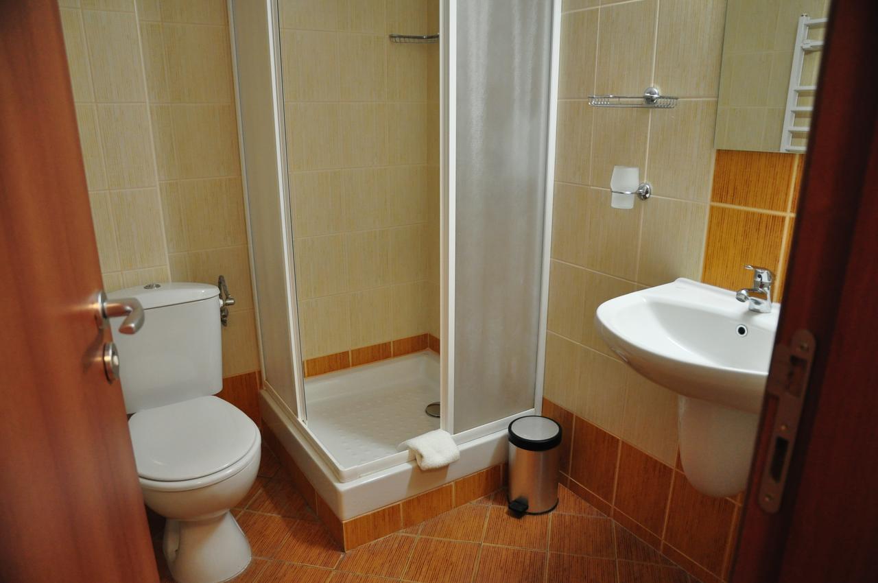 Hotel Black Stork Nisovo Екстер'єр фото