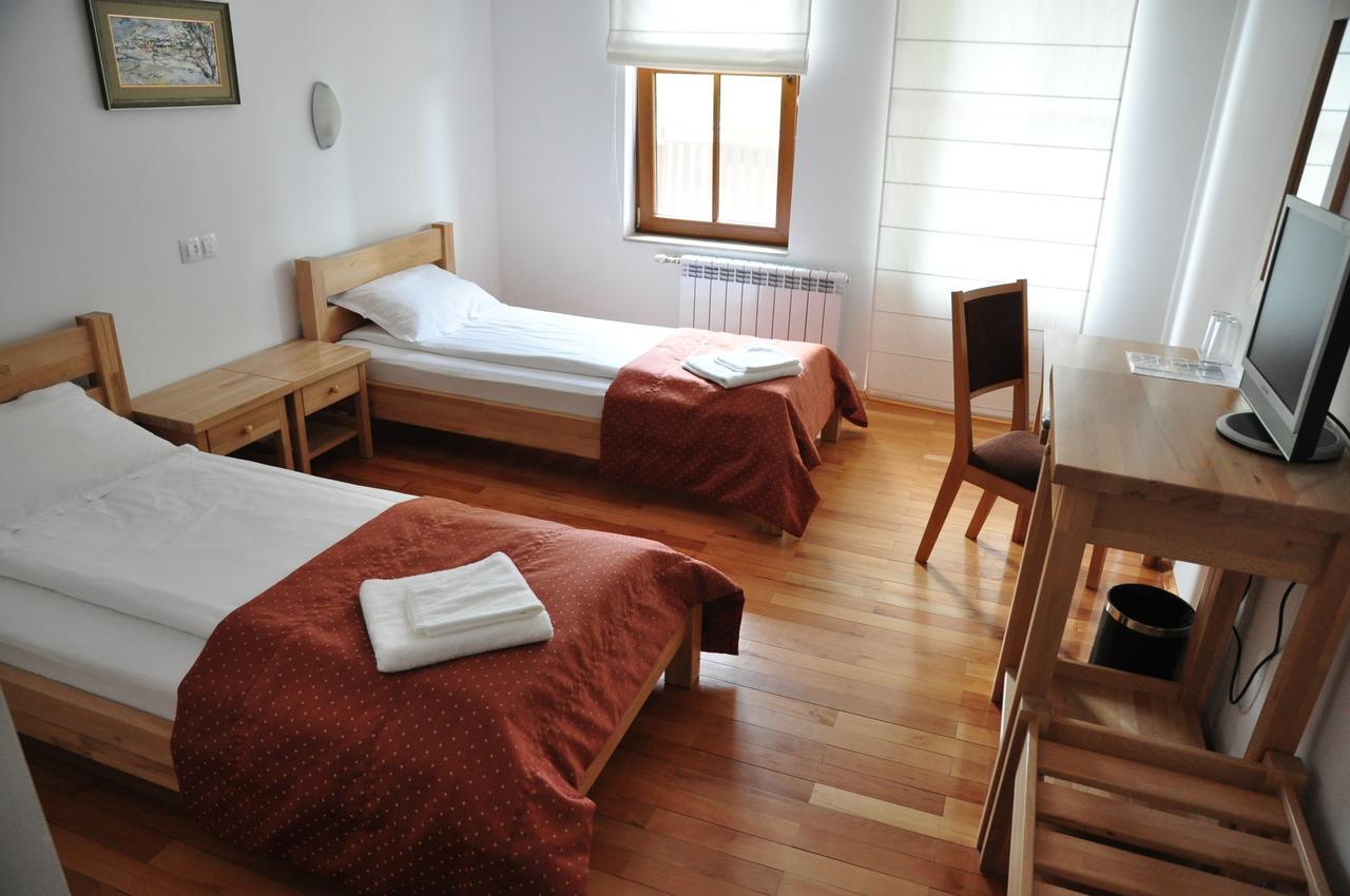 Hotel Black Stork Nisovo Екстер'єр фото