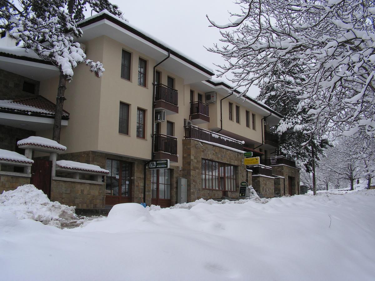 Hotel Black Stork Nisovo Екстер'єр фото