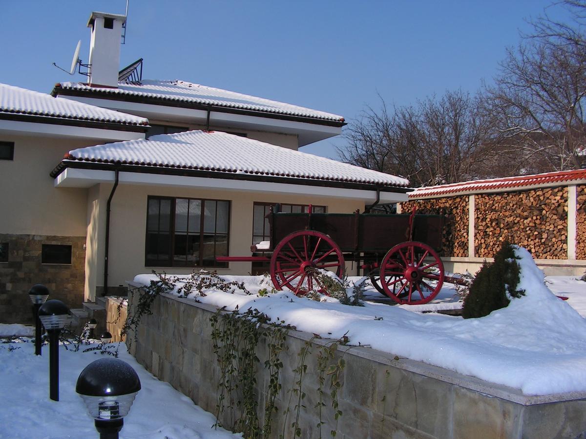 Hotel Black Stork Nisovo Екстер'єр фото