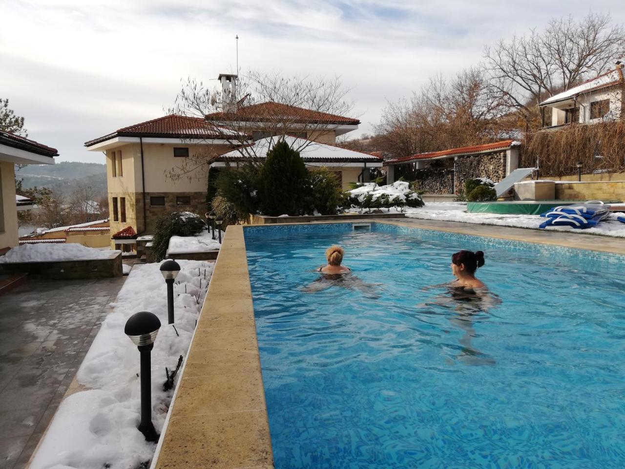 Hotel Black Stork Nisovo Екстер'єр фото